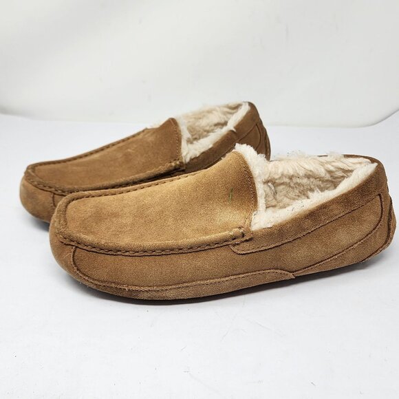 UGG Ascot Mens Size 9 Tan Suede Sheepskin Lined Moccasin Slippers - Picture 2 of 8
